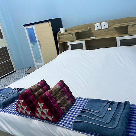 Noot'S Bar And Guesthouse Kanchanaburi Luaran gambar